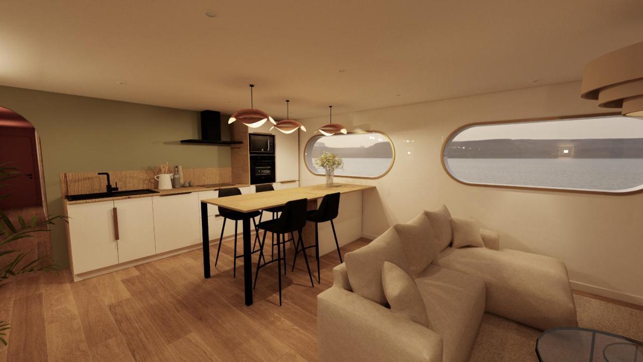 La Peniche Hisseo — hotel in Tain-L'hermitage