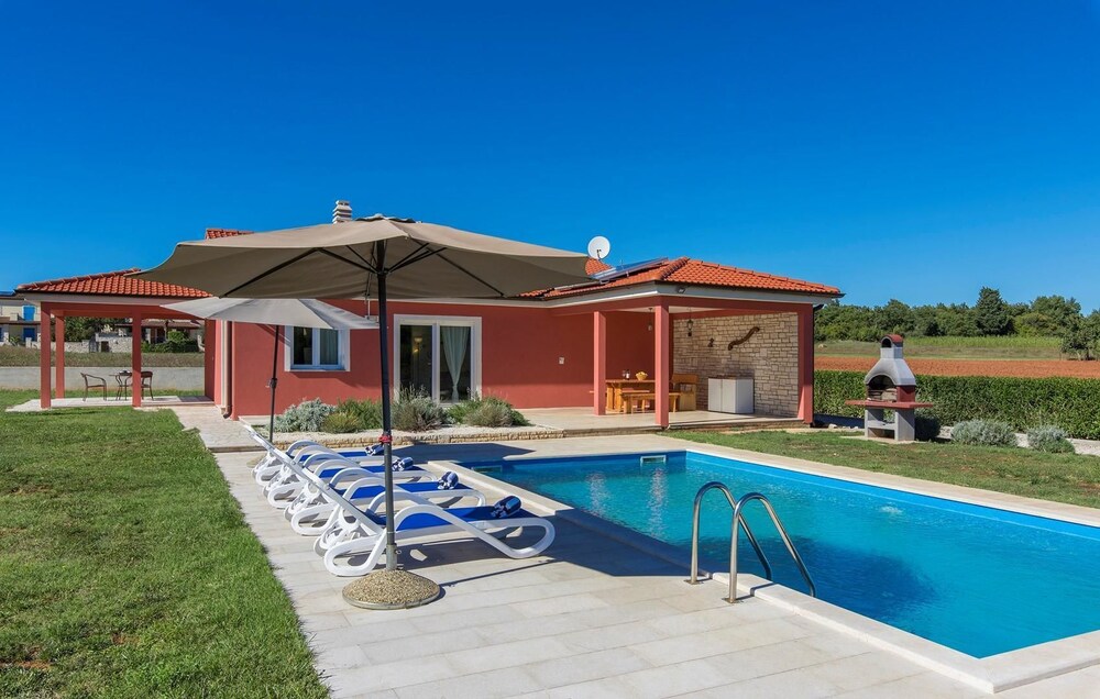 Villa Kata — 4-Star Luxury Hotel in Barban, Croatia