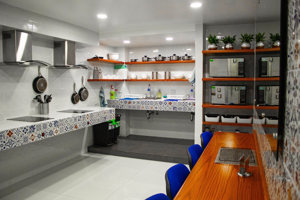 Shared kitchen facilities