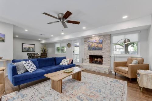 Remodeled 3BR 2.5 Bath Retreat w Large Backyard — 4-Star Luxury Hotel in Austin, United States