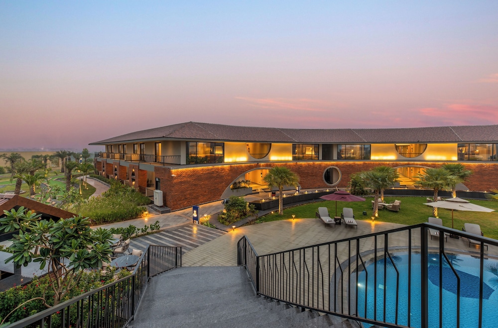 The Aaureum Resort & International Convention Centre — 4-Star Luxury Hotel in Bhilwara, India