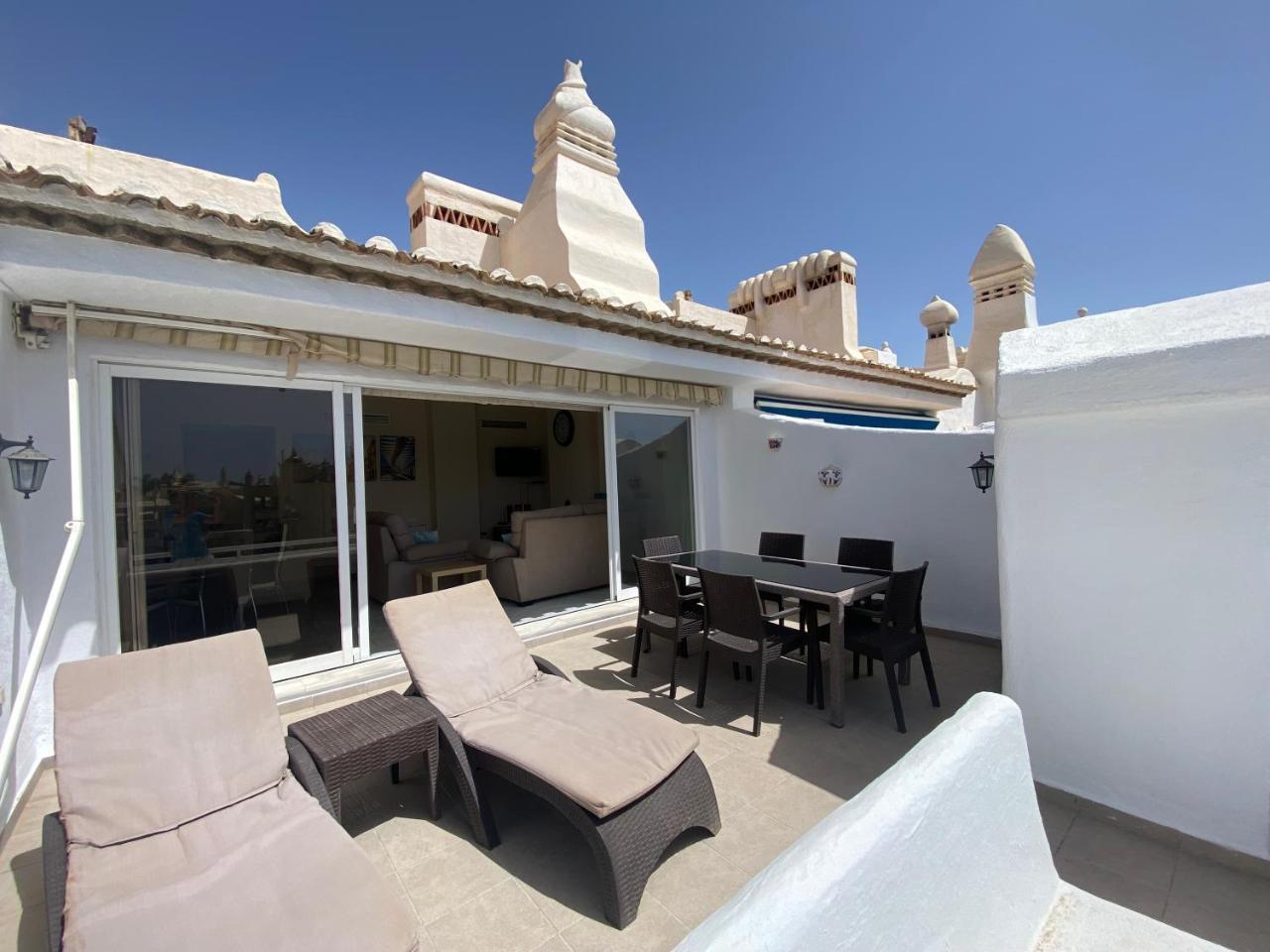 Benalmadena Harbour Penthouse with Big Terrace And Sea View