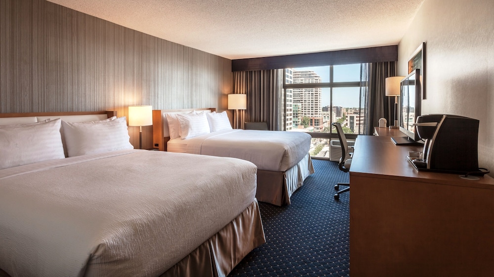 Holiday Inn Chicago North Evanston by IHG - photo 12