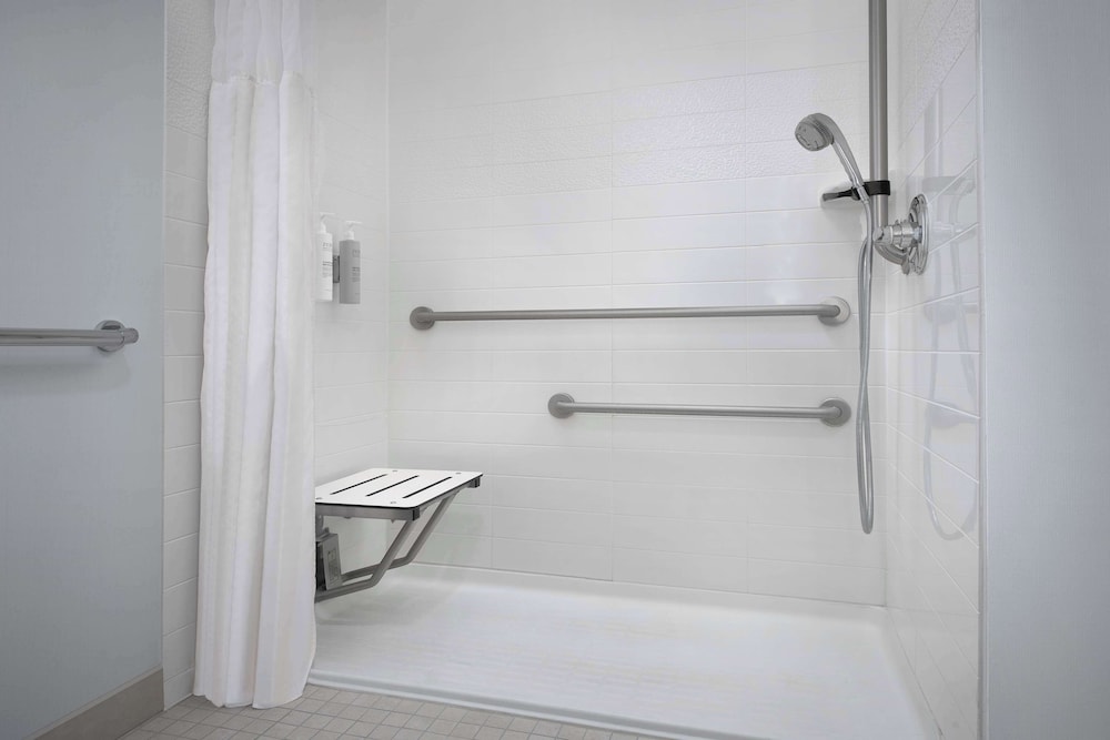 Hilton Garden Inn West Lafayette Wabash Landing - photo 24