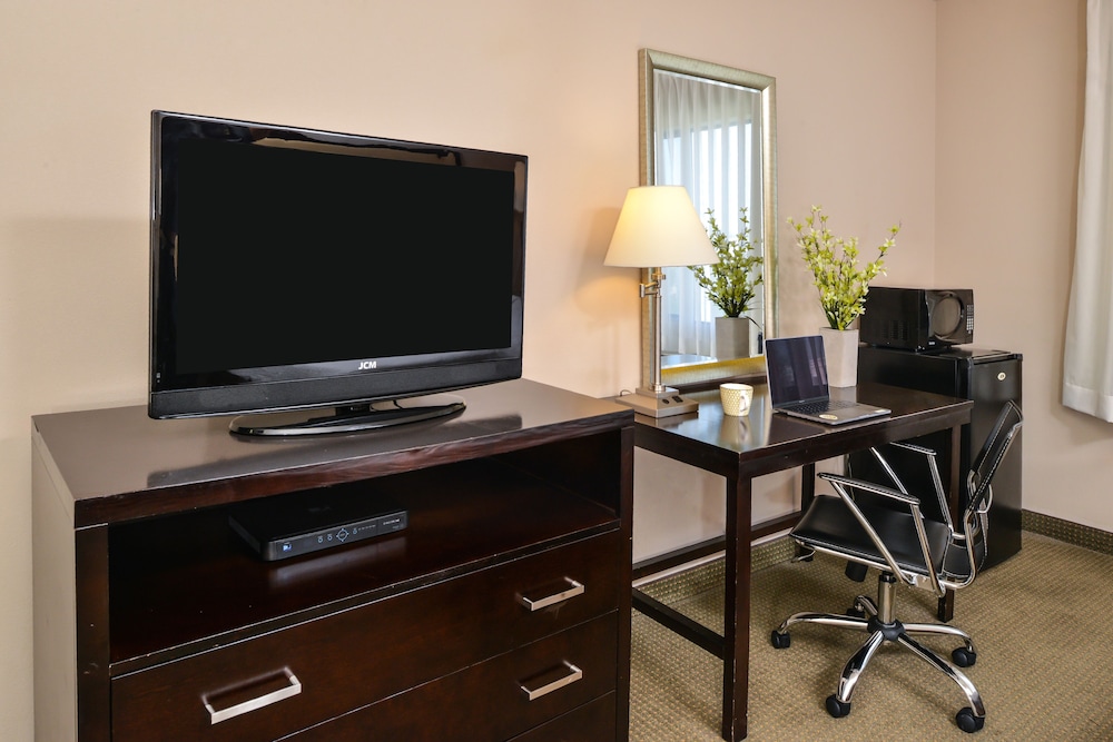 Courtyard by Marriott Chino Hills - photo 12