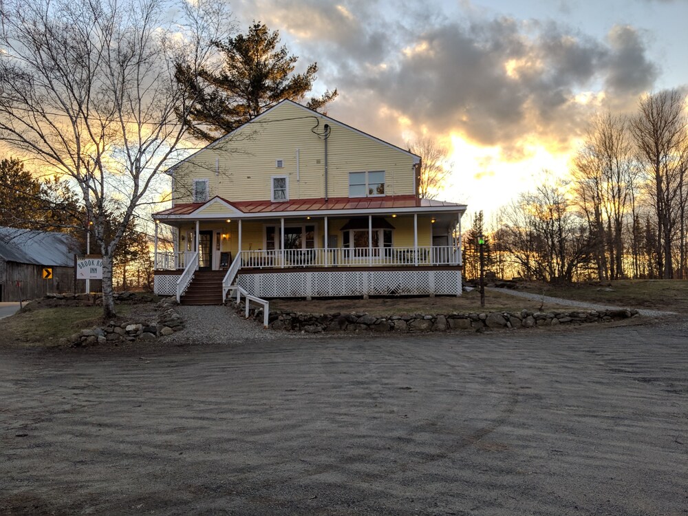 Brook Road Inn - photo 42