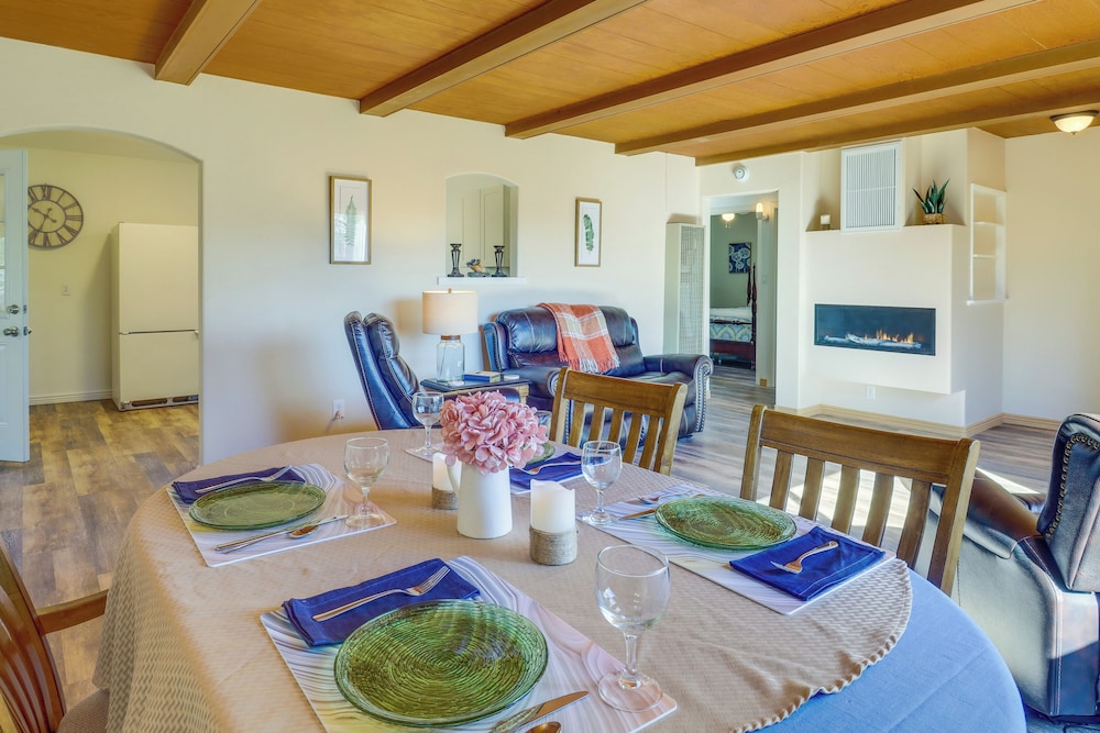 2 Mi to Dtwn: Prescott Gem w Patio & Views — hotel in Prescott