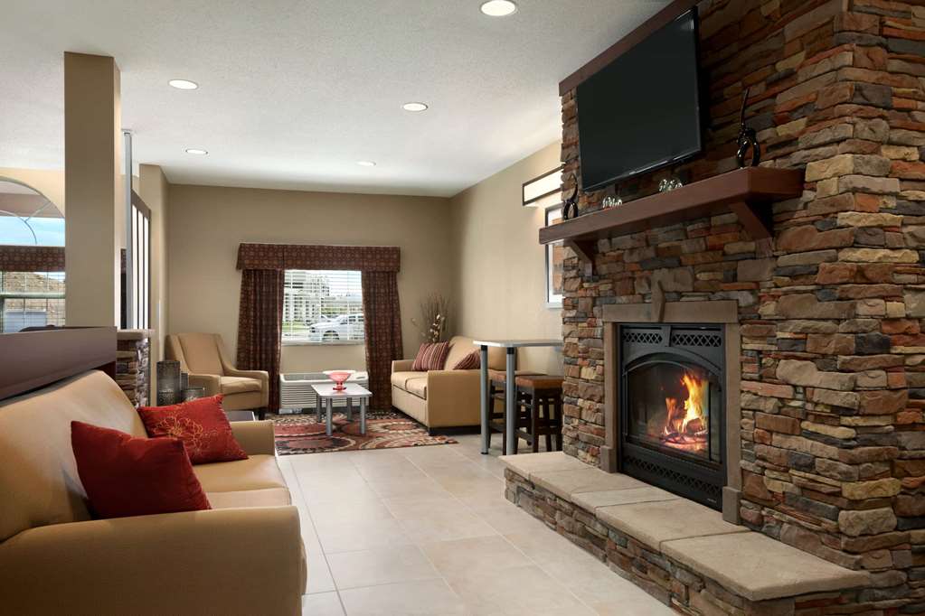 Microtel Inn & Suites by Wyndham St Clairsville Wheeling - photo 3