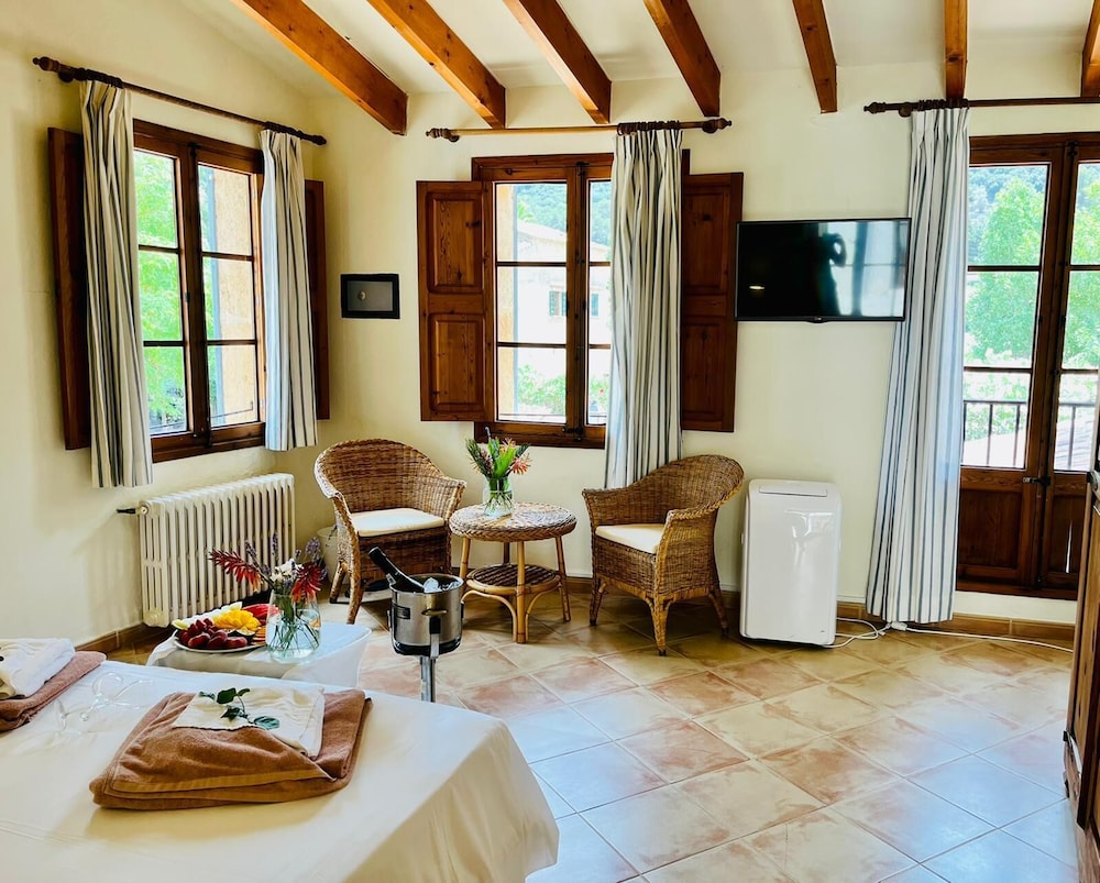 Nou Dalt Muntanya Rural Hotel — Bunyola