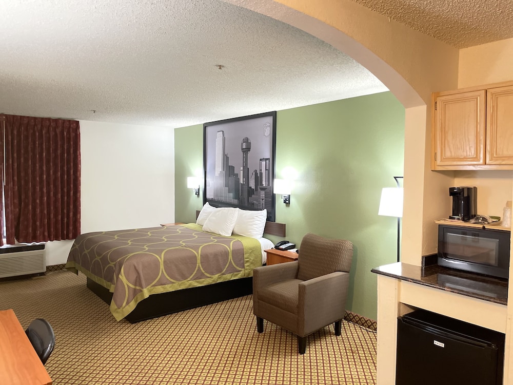 Super 8 by Wyndham Fort Worth Downtown South - photo 10