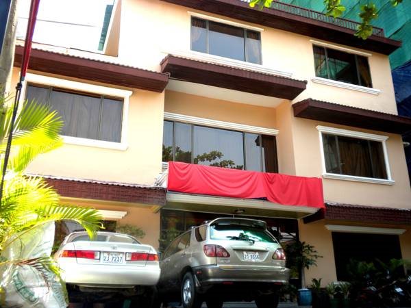 Rendezvous Phnom Penh - carbon neutral hotel in Phnom Penh