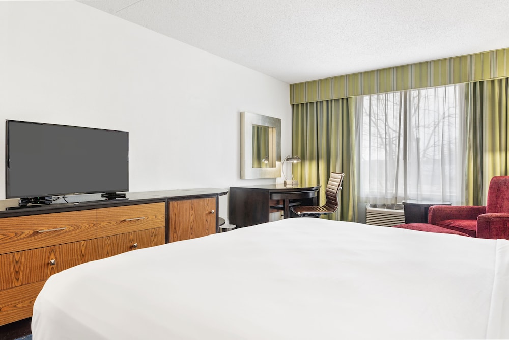 Thousand Hills Resort Hotel - photo 69