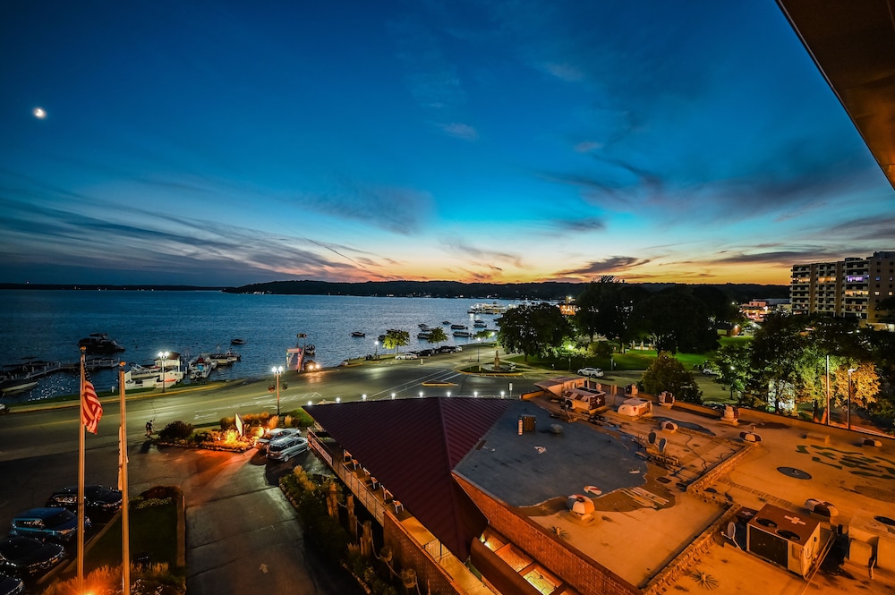 Harbor Shores on Lake Geneva - photo 49