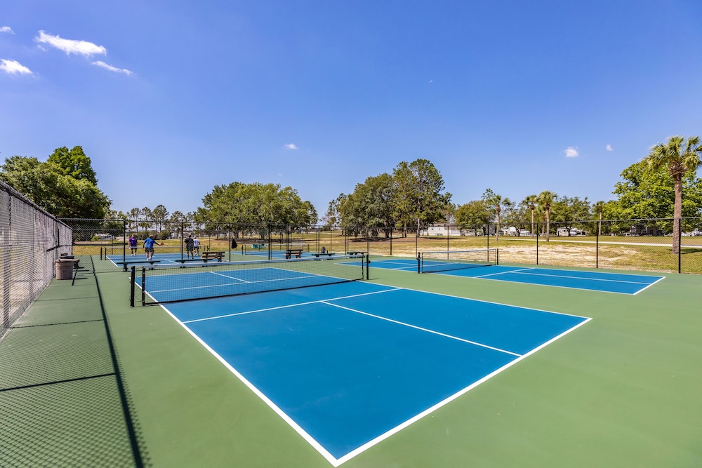 Orlando RV Resort - photo 10