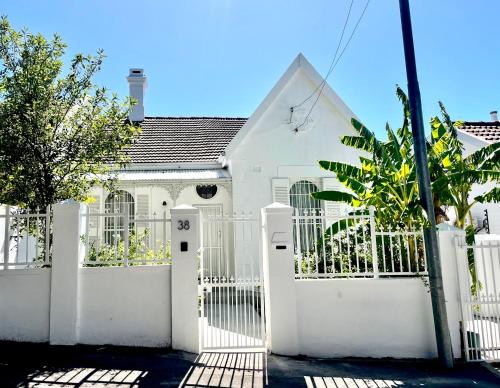 Classy and relaxing home in Tamboerskloof