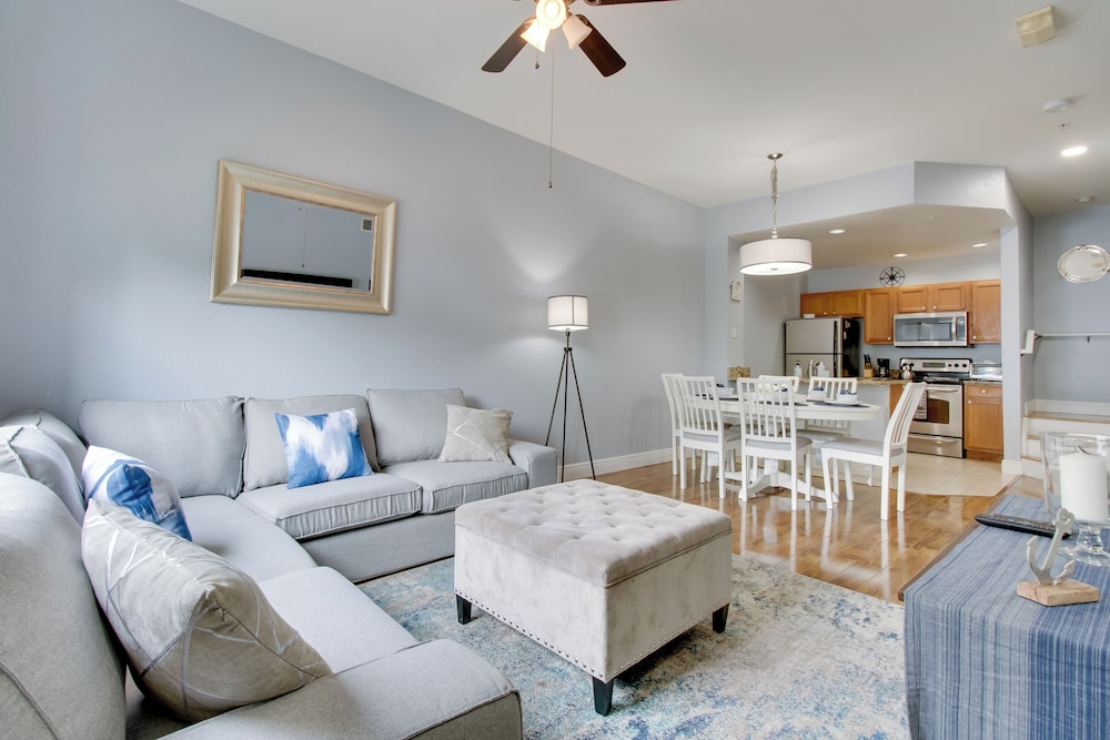 12 Mi to Disney Family Home with Resort Amenities - photo 3