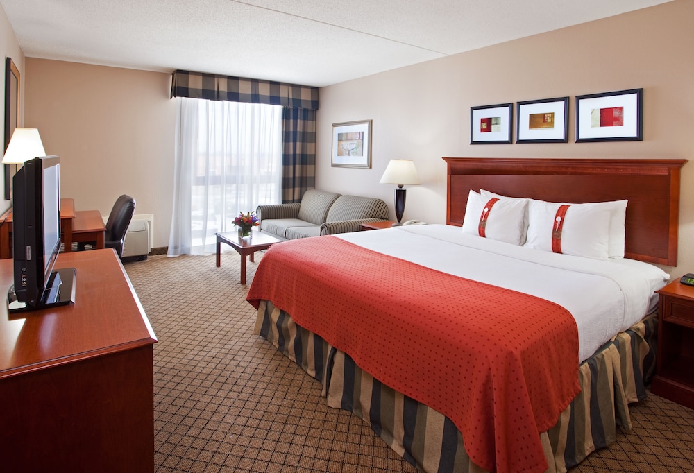 Holiday Inn Hotel & Suites Cincinnati Eastgate by IHG - photo 8