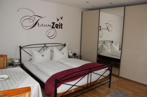 Haus Janßen Wehrle — 4-Star Luxury Hotel in Titisee-Neustadt, Germany