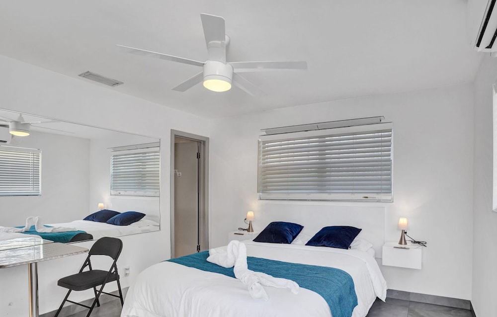 Unit D SeaI Private Room near Deerfield Beach - photo 11