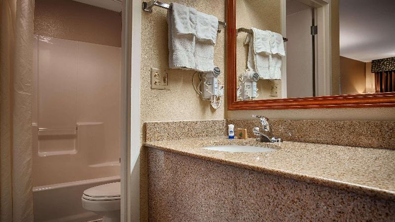 Best Western Windsor Inn - photo 13