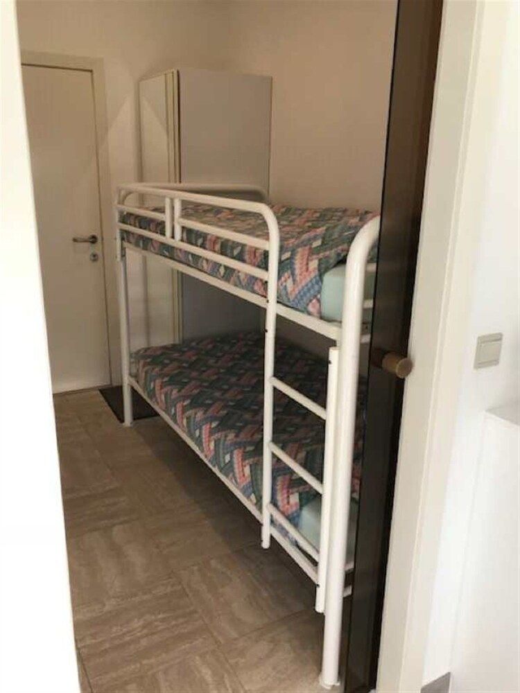 Den Oever 6 005 in Nieuwpoort, Belgium