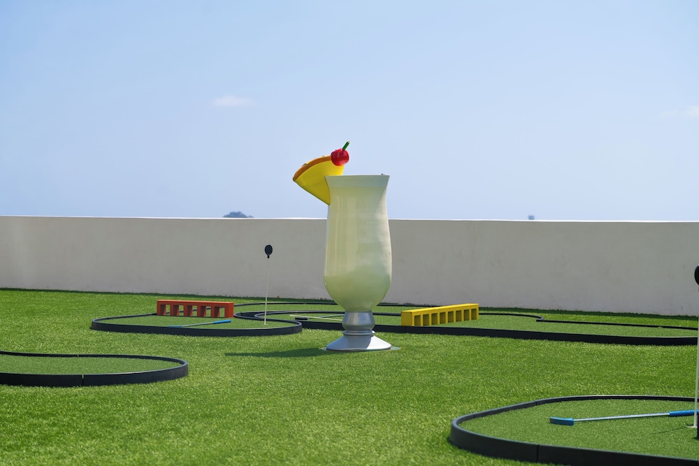 Mini-golf