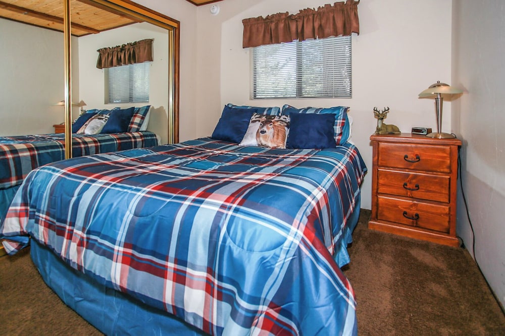 Cedar Pines — Big Bear City — photo 3