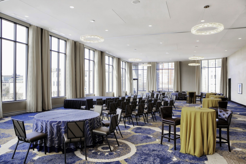 Hilton Garden Inn Minneapolis University Area - photo 39
