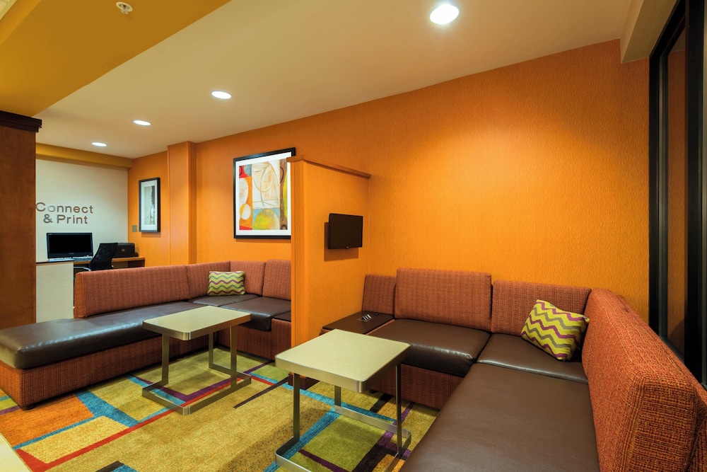 Fairfield Inn & Suites by Marriott Louisville Downtown - photo 2
