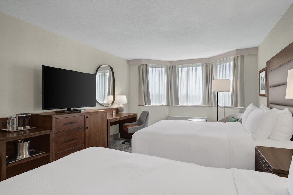 Hilton Arlington National Landing - photo 22