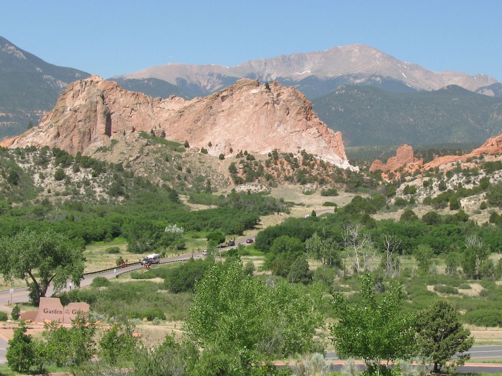 Holiday Inn Express & Suites Colorado Springs North by IHG - photo 74