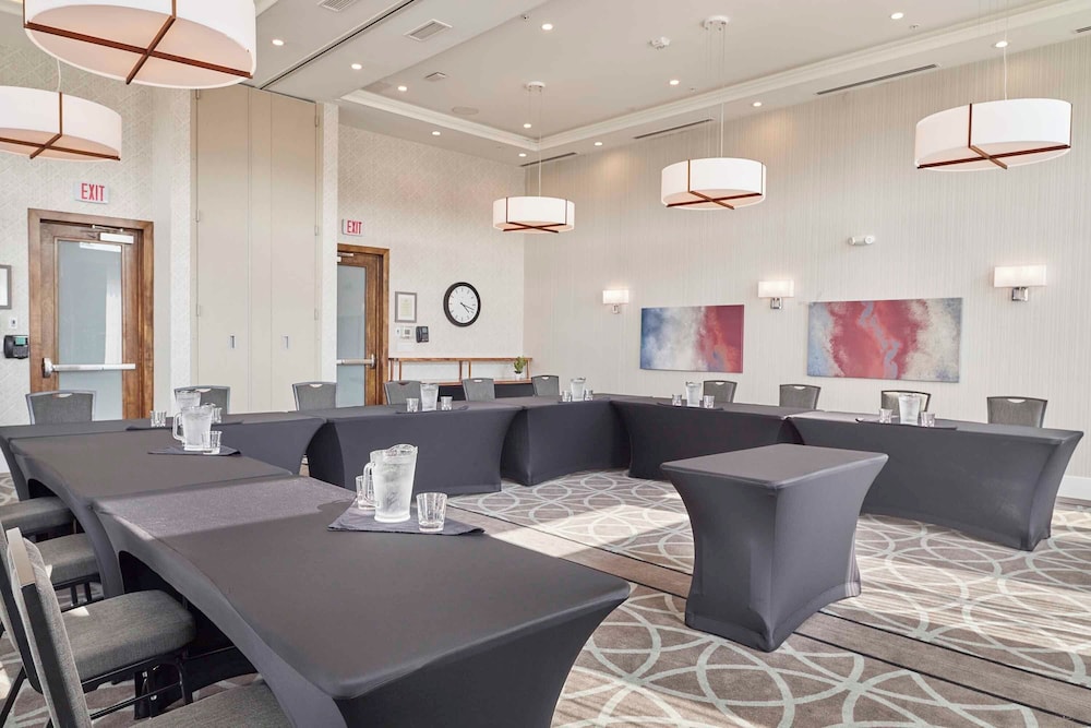 Sandman Signature Plano Frisco Hotel - photo 17