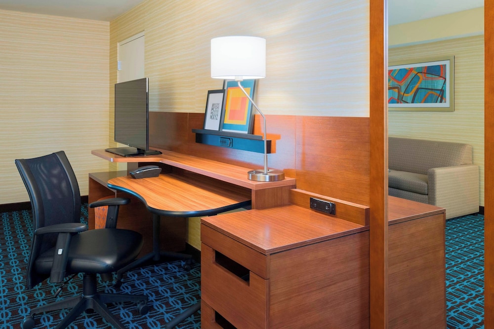Fairfield Inn & Suites by Marriott Paramus - photo 10