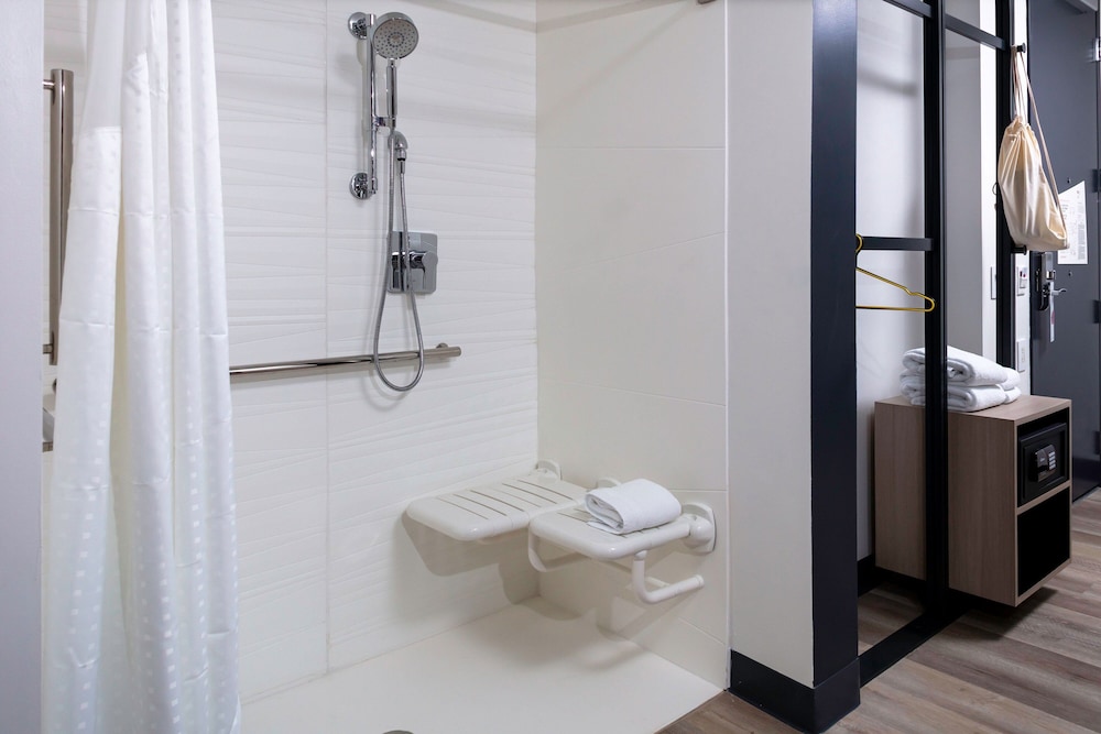 Aloft Orlando Lake Buena Vista - photo 15