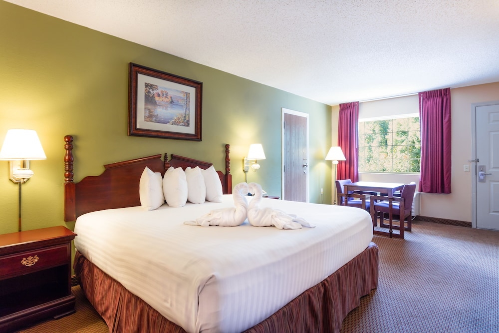 Angel Inn Central - photo 9