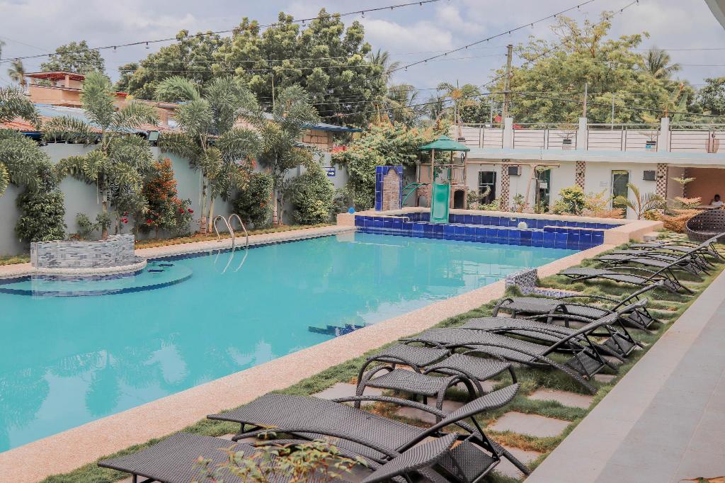 Jjs Hotel And Resort — hotel in San Remigio