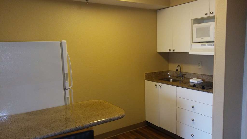 Extended Stay America Austin Arboretum North - photo 10