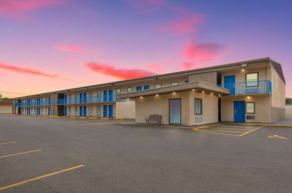 Super 8 by Wyndham Paducah I 24 Exit 4 - photo 5