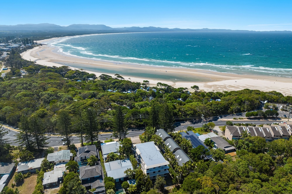 Cape Apartments — 4-Star Luxury Hotel in Byron Bay, Australia
