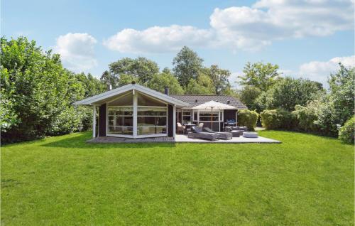 Cozy Home In Hornbæk With Kitchen — 5-Star Luxury Hotel in Hornbaek, Denmark