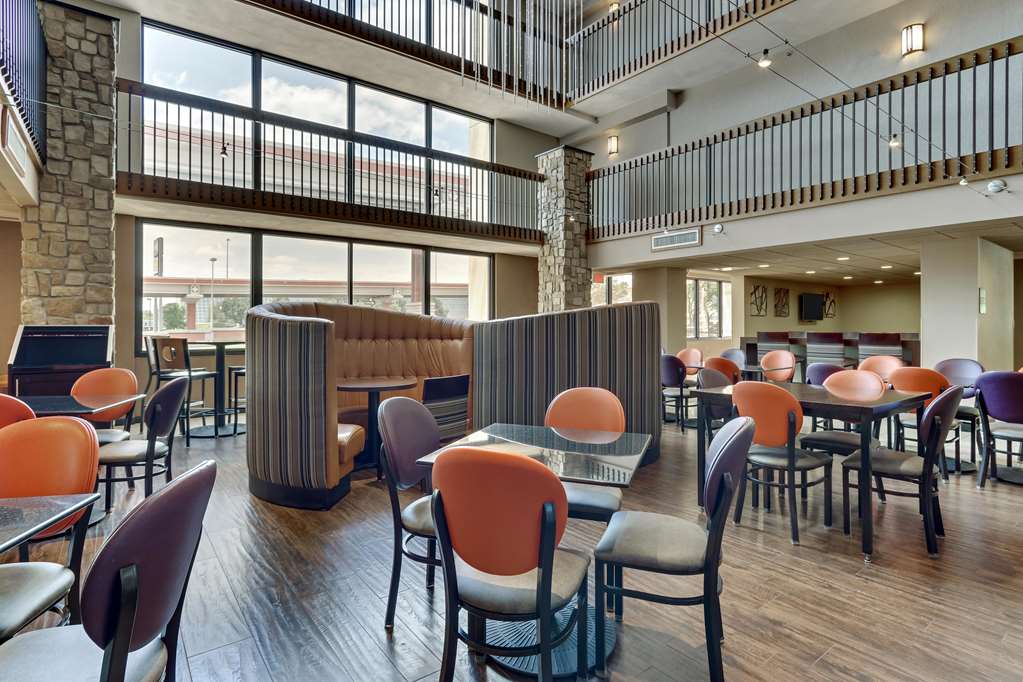 Drury Plaza Hotel San Antonio Airport - photo 12