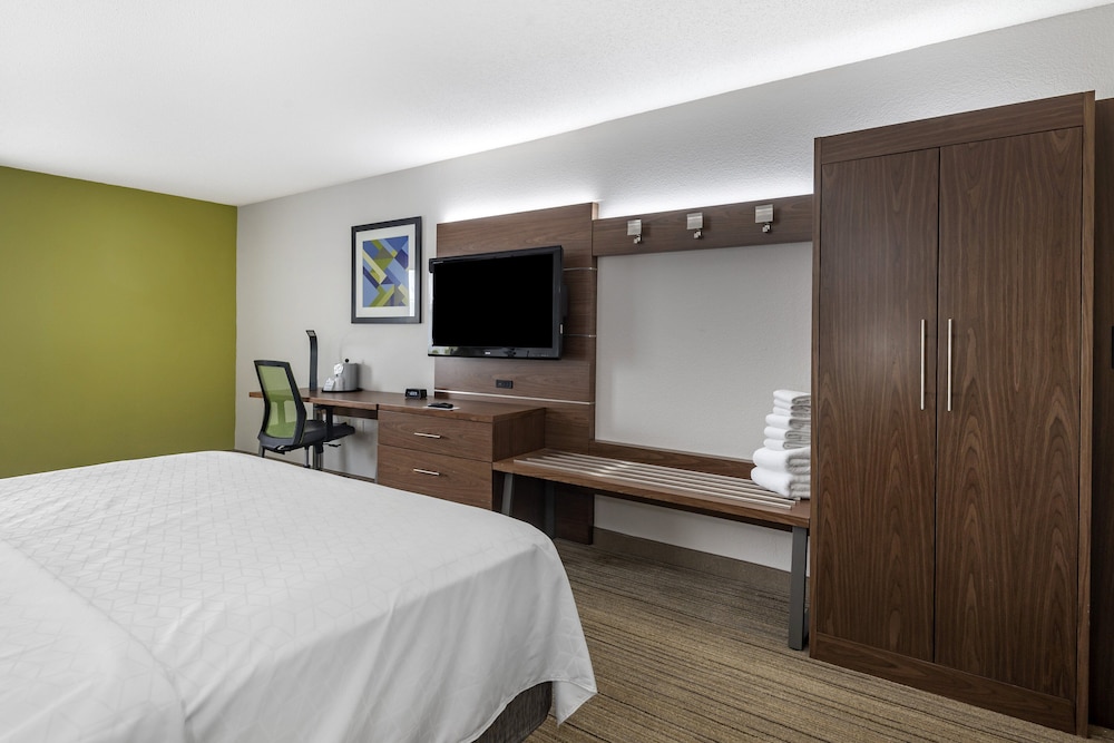 Holiday Inn Express Charlotte West Gastonia by IHG. - photo 9