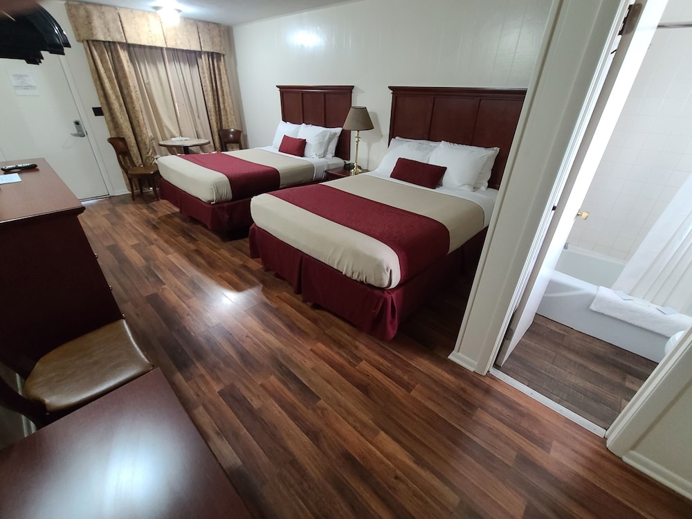 Homestead Motel - photo 23