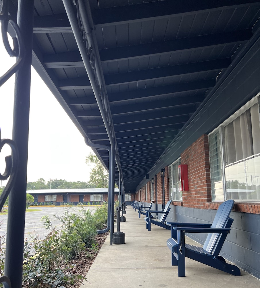 BlueGem Motel - photo 71