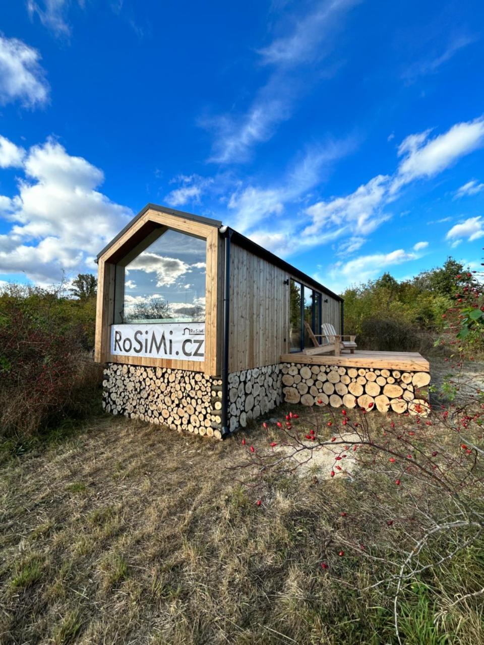 Rosimi - carbon neutral hotel in Unknown City
