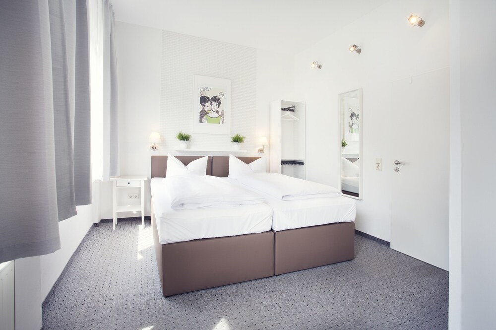 Hotel Löwenguth — Montabaur — photo 2