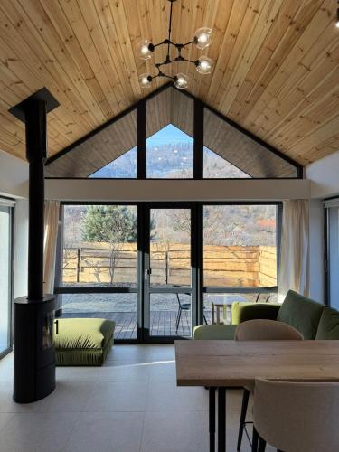 UGRAD family котедж з чаном джакузі in Slavske, Ukraine