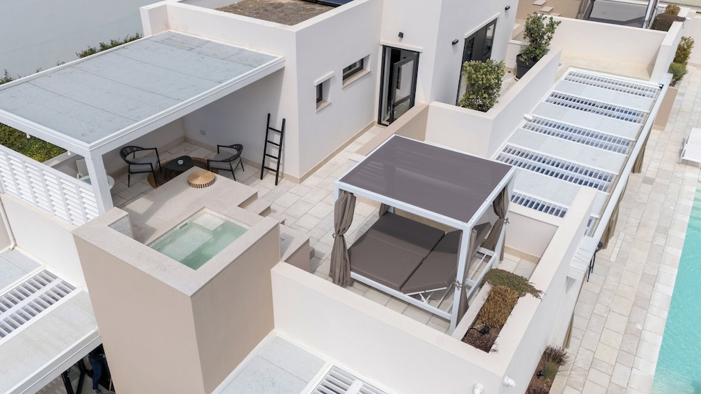Kalinifta Rooms Luxury Style — 4-Star Luxury Hotel in Nardo, Italy
