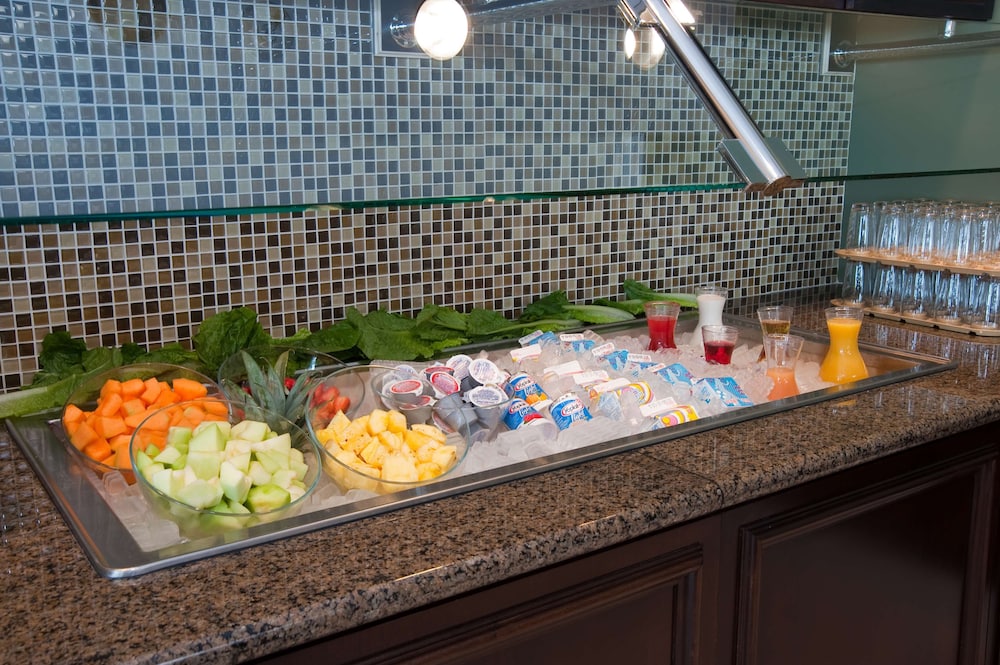 Hilton Garden Inn St. Louis Airport - photo 42