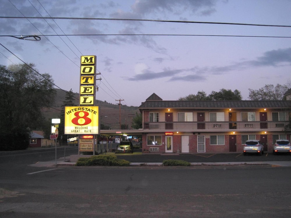 Interstate 8 Motel - photo 17